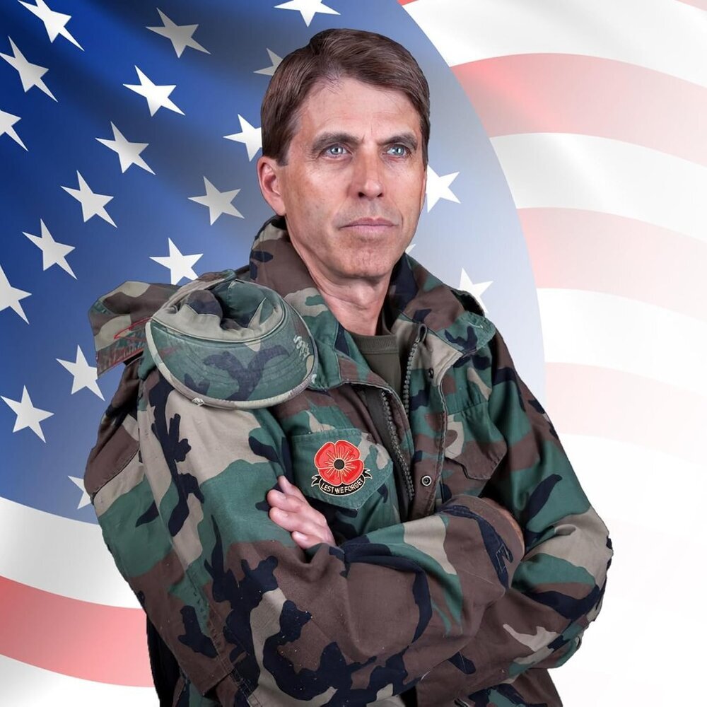 Red Poppy Flower Brooch Pins 60Pcs Memorial Lapel Badges Long-Lasting Enamel Acc - Picture 6 of 7